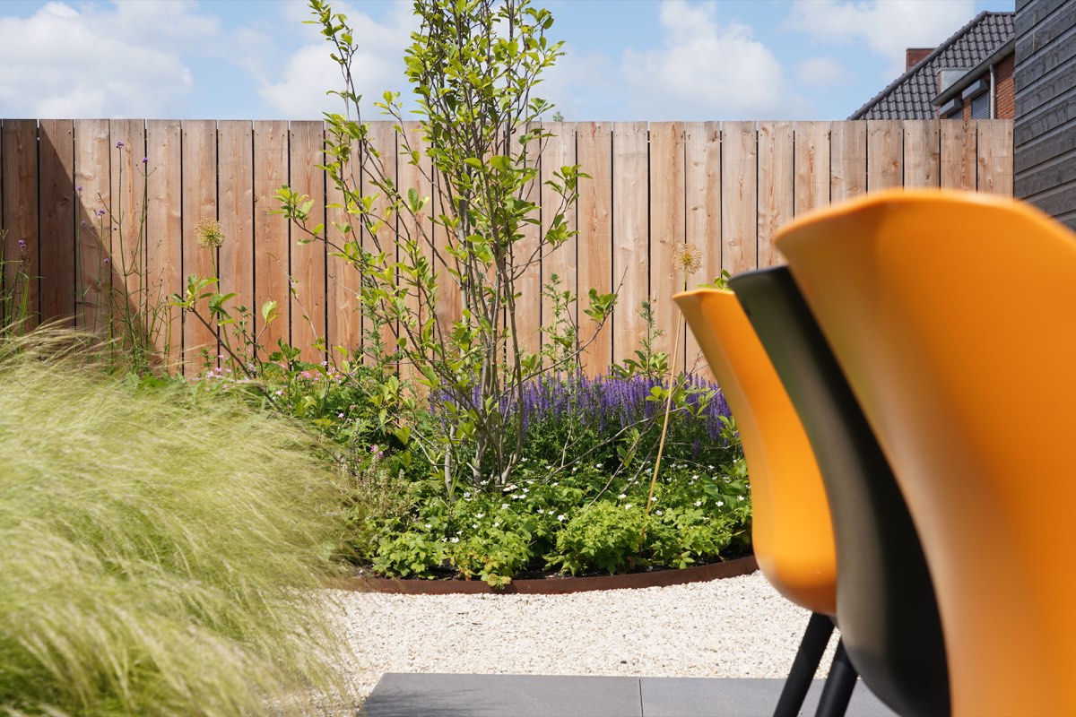 Leeftuin met jacuzzi in Zeewolde, beeld 3