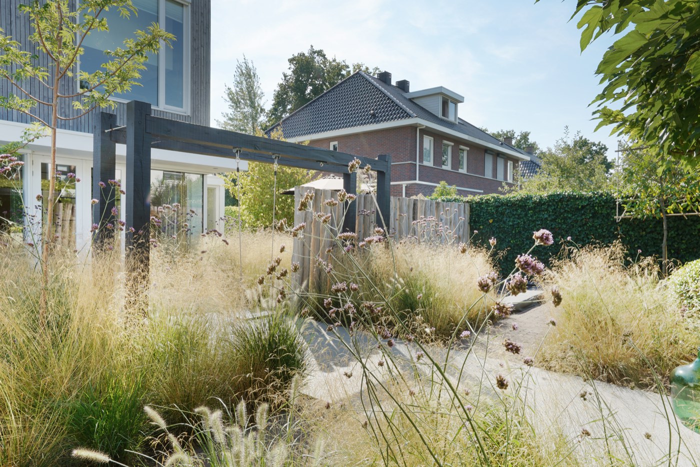Moderne villatuin in Hooglanderveen