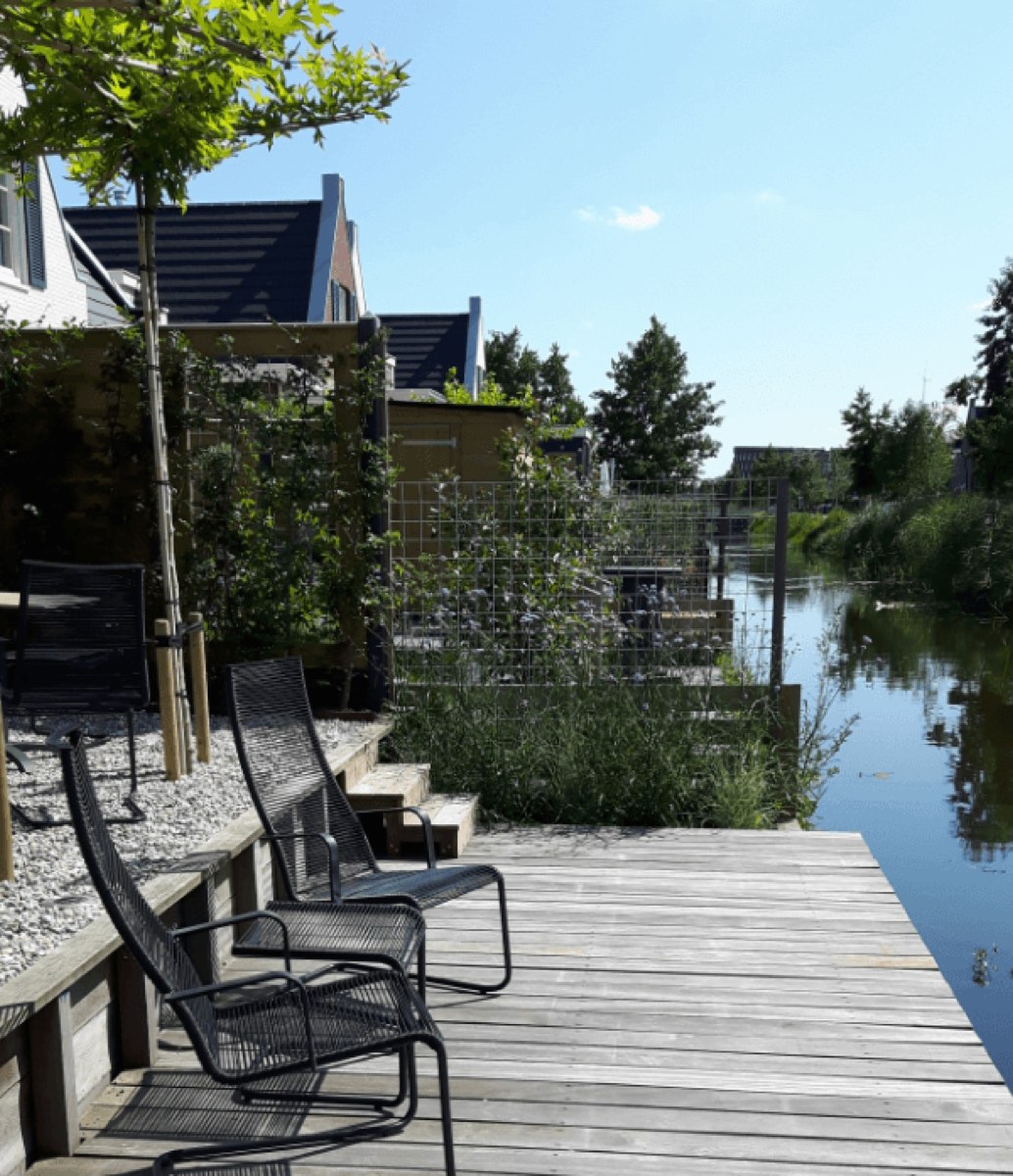 Tuin aan het water in Amersfoort, beeld 3